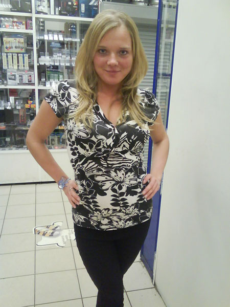 a pretty woman bride - ukrainelovecupid.com