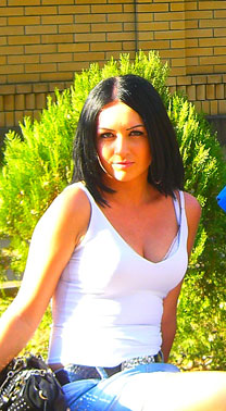 ukrainelovecupid.com - beautiful woman ad