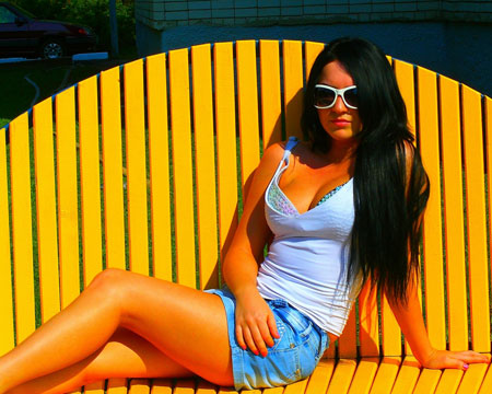 ukrainelovecupid.com - beautiful woman ad