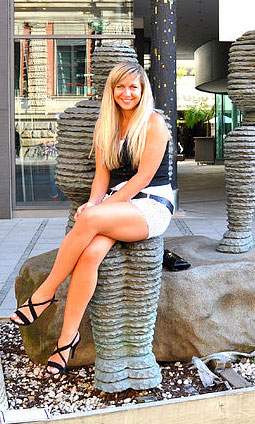 ukrainelovecupid.com - dating woman with kids