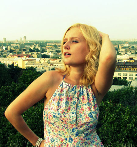 picture of woman - ukrainelovecupid.com