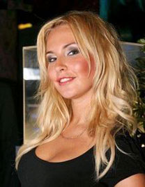 ukrainelovecupid.com - woman looking