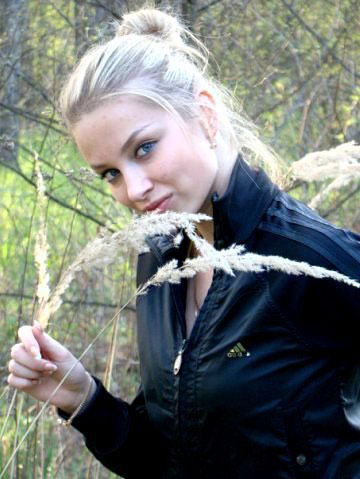 woman pictures - ukrainelovecupid.com