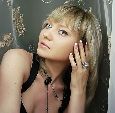 ukrainelovecupid.com - young girl
